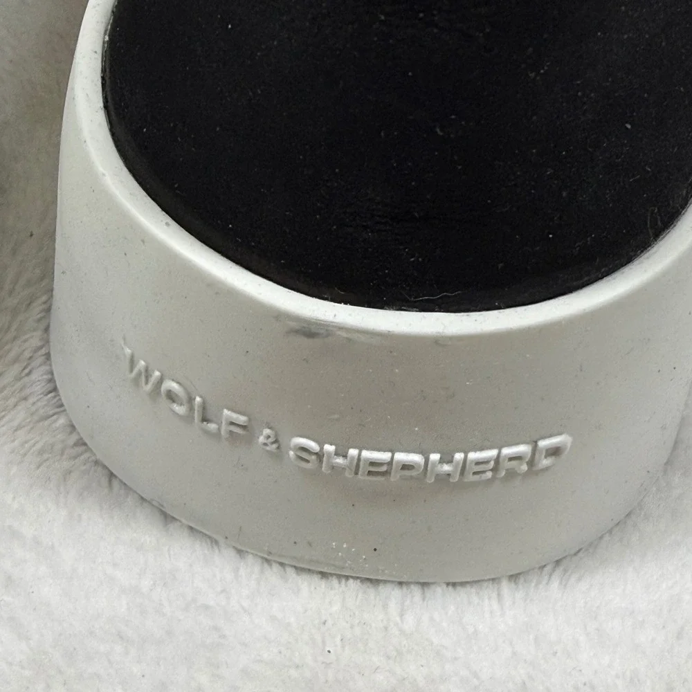 Wolf & Shepherd Cruise Slip-On Black Brilliant White Suede Men 7.5 Women 9 EU 40